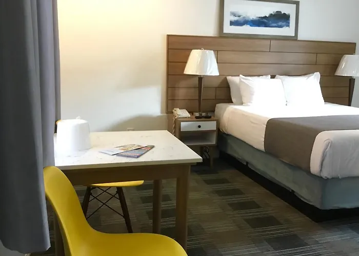 Queen Room