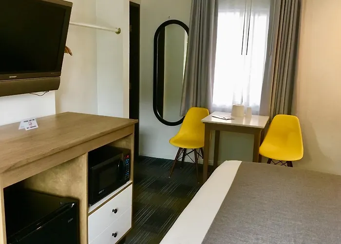 Queen Room